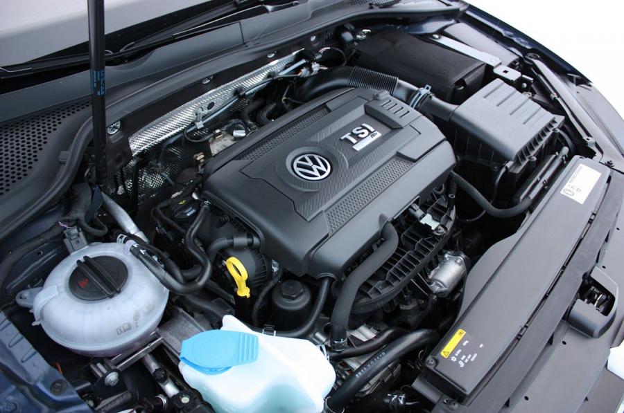  Volkswagen Golf R 5-Door 2013 года  (фото 79 из 100)